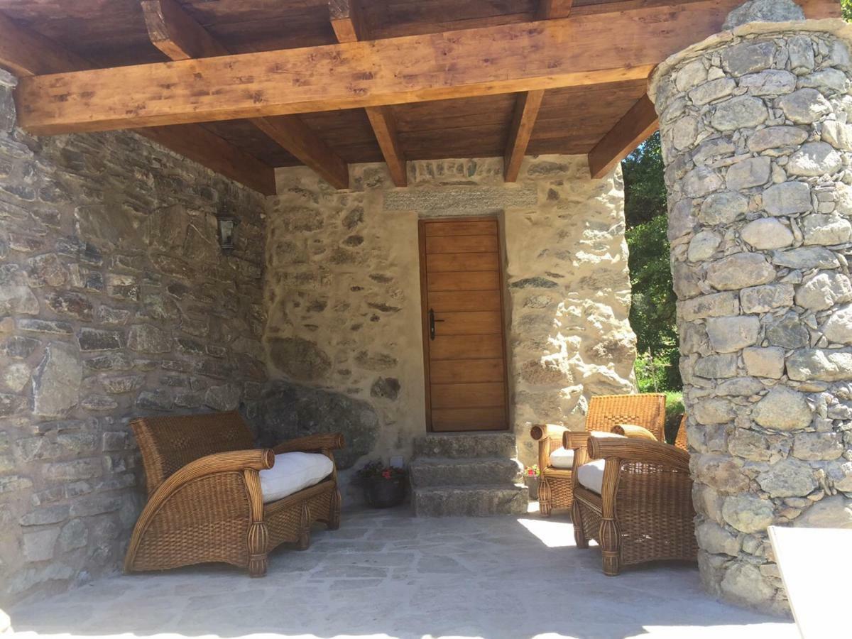 U Fragnu Guest House Omessa Exterior photo